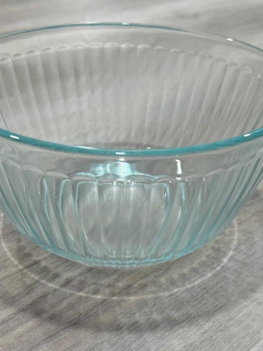 Pyrex 7402-S Vintage Clear Glass 6 Cup Sculpted Mixing Bowl